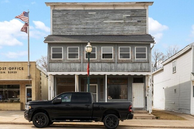 Building Photo - 160 South St