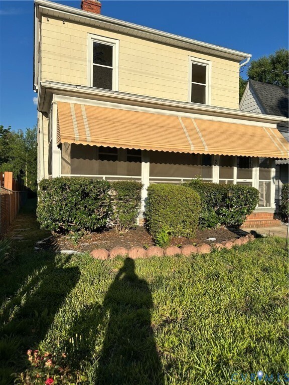 Building Photo - 3 E Blake Ln