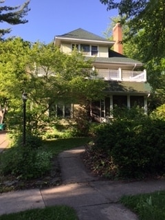 Primary Photo - 325 College Ave