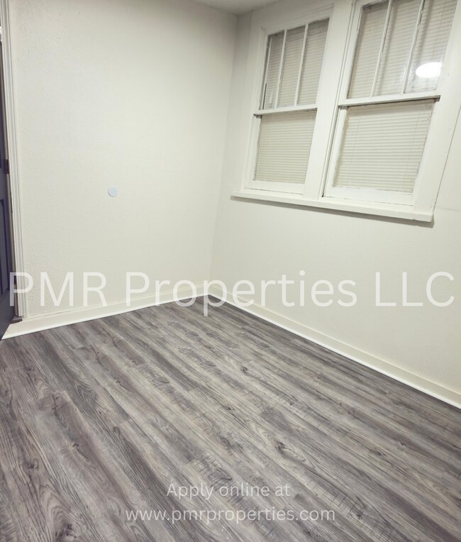 Foto del edificio - 2 Bedroom/ 1 Bathroom House