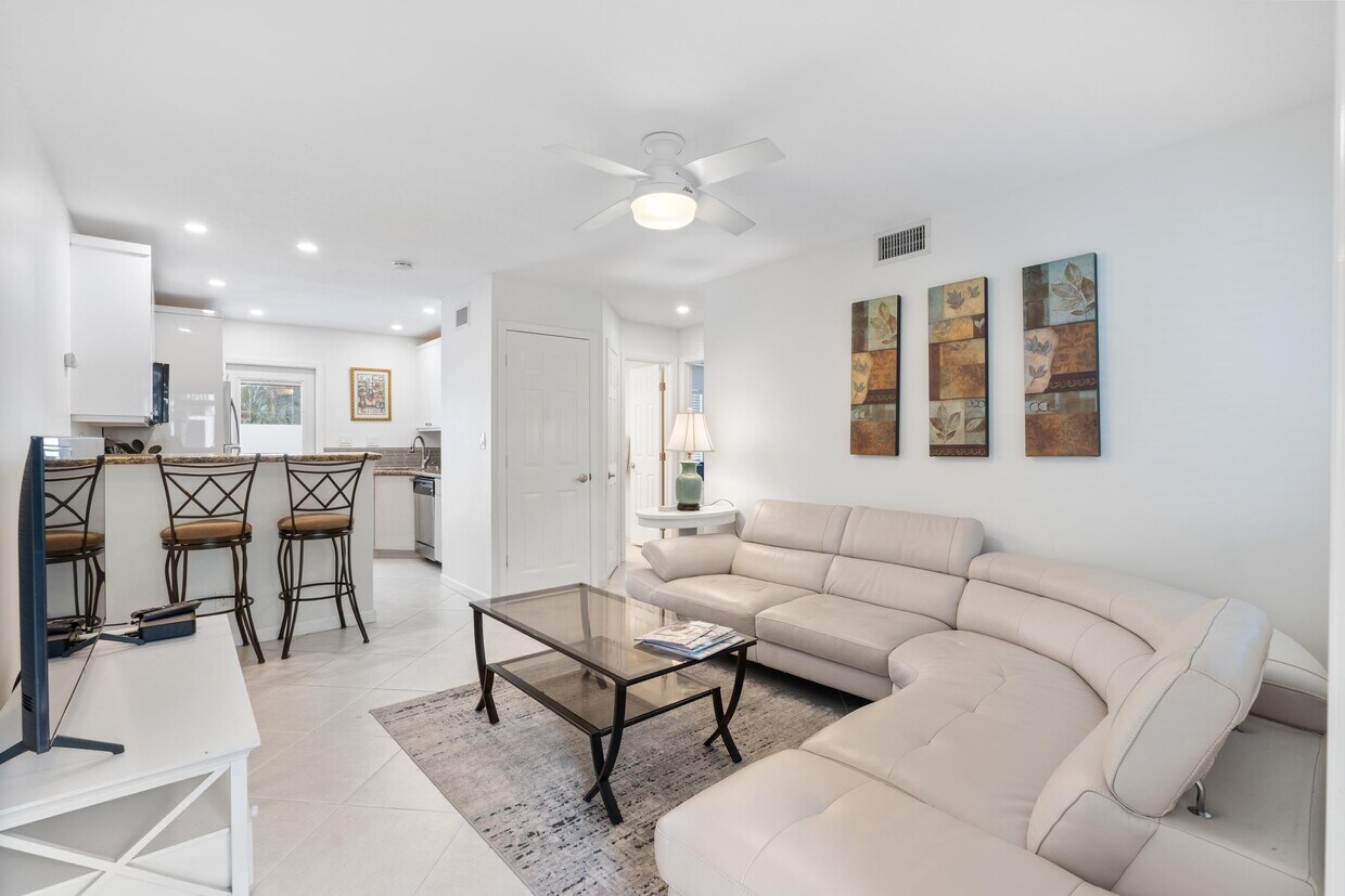Foto principal - 520 NE 7th Ave