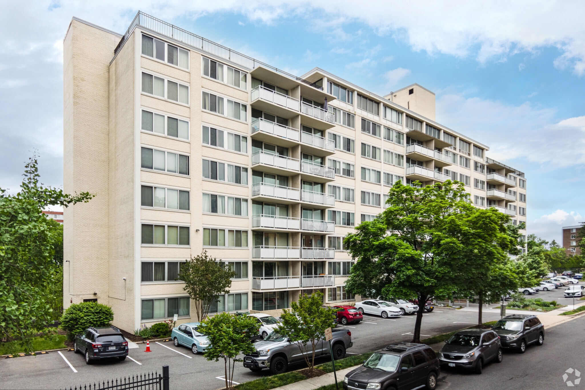 Ridge House Condominiums