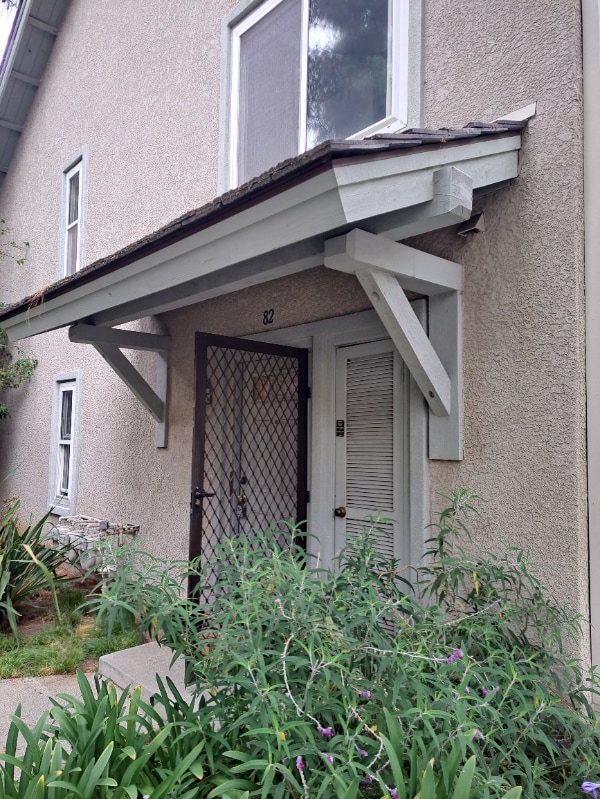 Primary Photo - 7131 Farralone Ave