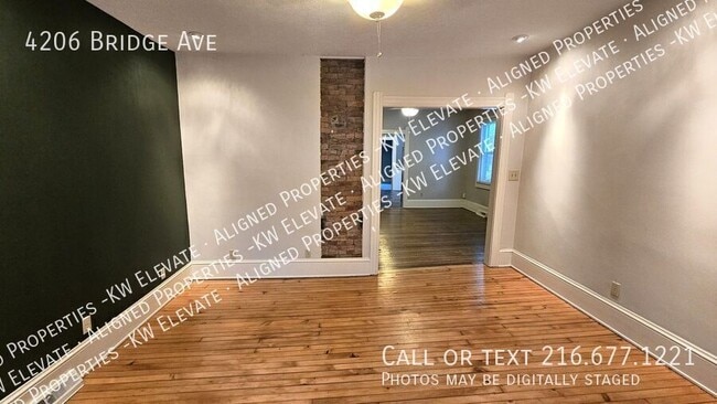 Foto del edificio - 4206 Bridge Ave