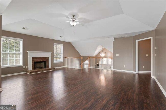 Building Photo - 177 Hollinger Way