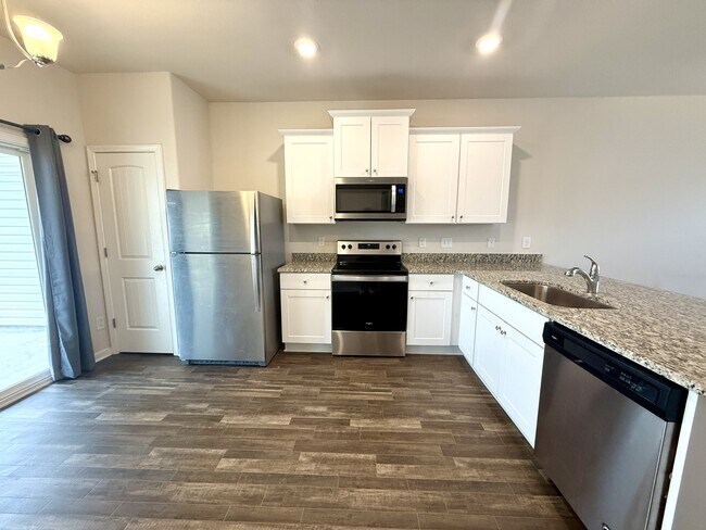 Foto del edificio - 231 Chandler Ct