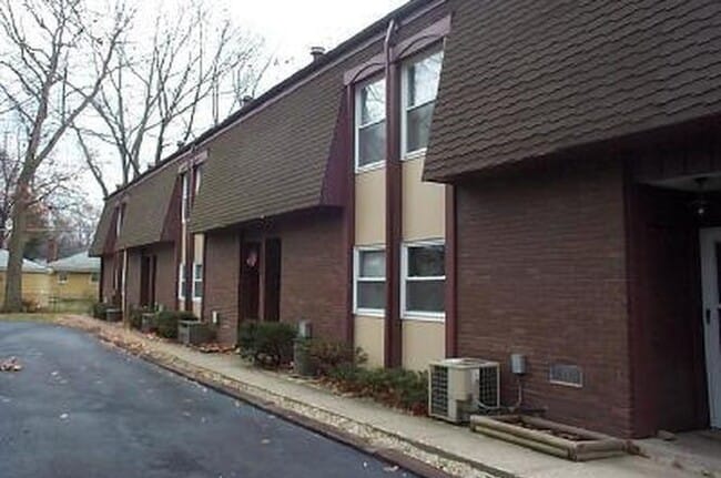 Building Photo - 862 Gaylord Grove Rd