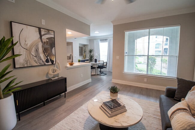 Building Photo - Aura at Westchase