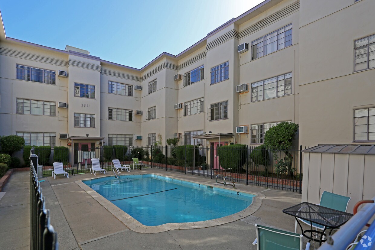 Foto del edificio - 2515-2519 S St