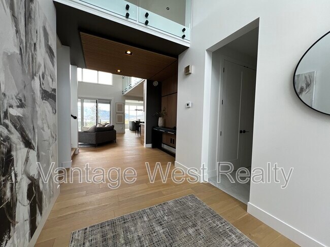 Photo du bâtiment - 2507 Pinnacle Rdg Dr