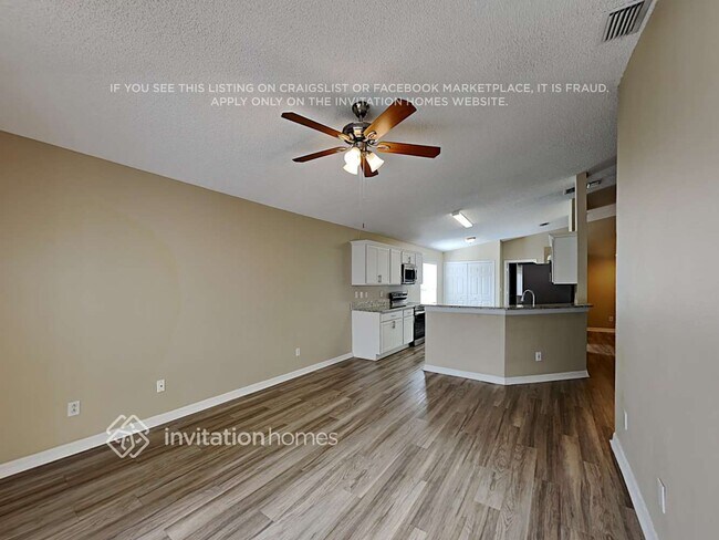 Foto del edificio - 2115 Bayhill Dr