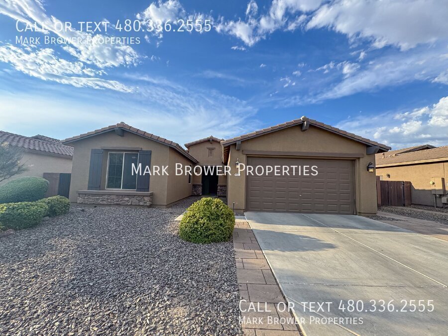 Foto principal - 1124 W Fir Tree Rd