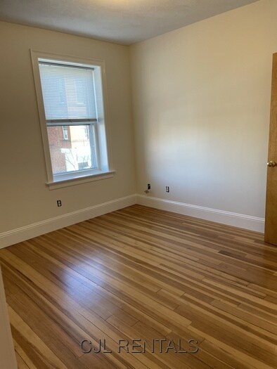 Foto del edificio - 407 Moody St
