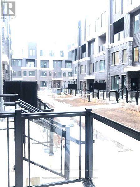 Photo du bâtiment - 3476-3476 Widdicombe Way