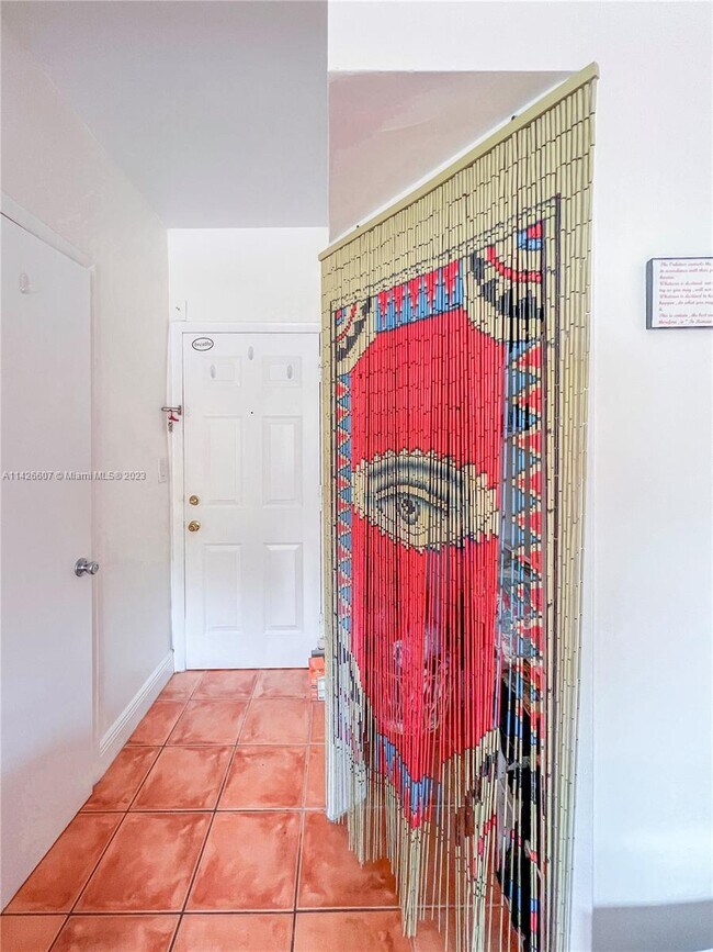 Foto del edificio - 7300 Ocean Terrace