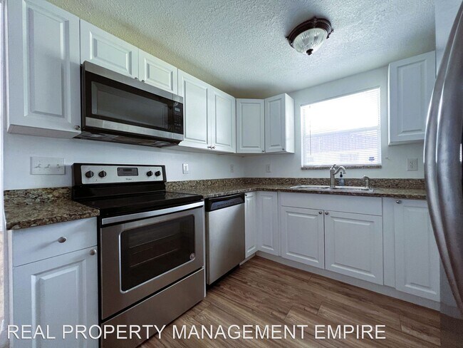 Foto del edificio - 4 br, 2 bath House - 3011 Dodge St