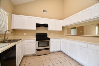 Building Photo - 12655 Mill Wheel Ln