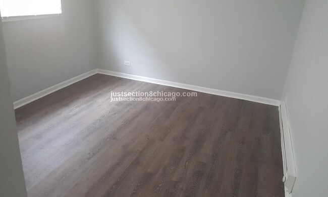 Foto del edificio - 7357 S DORCHESTER Ave