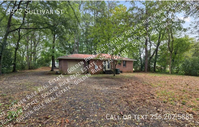 Building Photo - 3972 Sullivan St