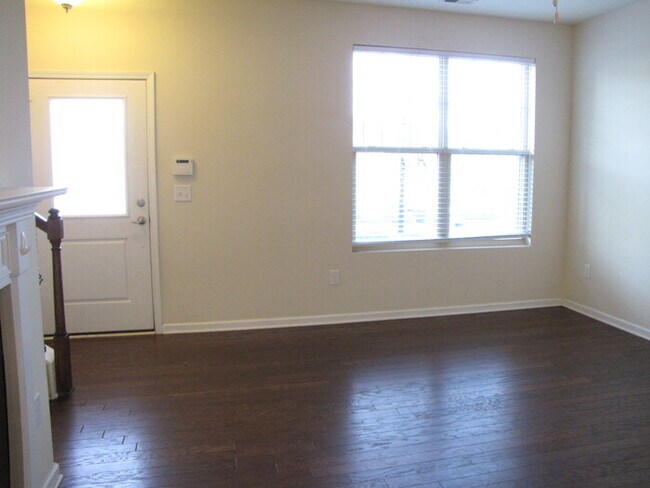 Photo - 74 Pocono Dr House