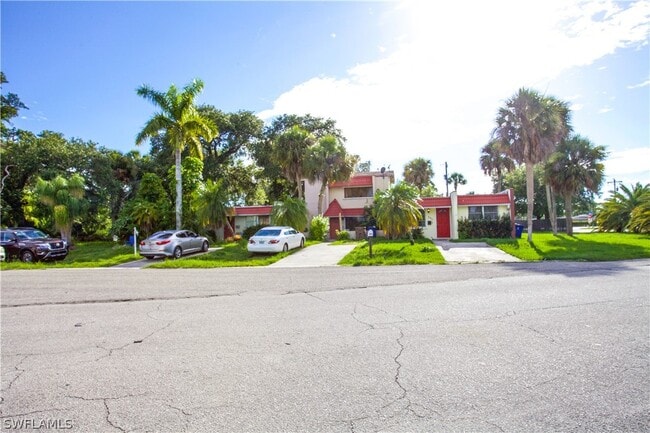 Building Photo - 591 Glendale Ave