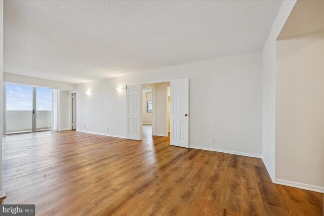 Foto del edificio - 4601 N Park Ave