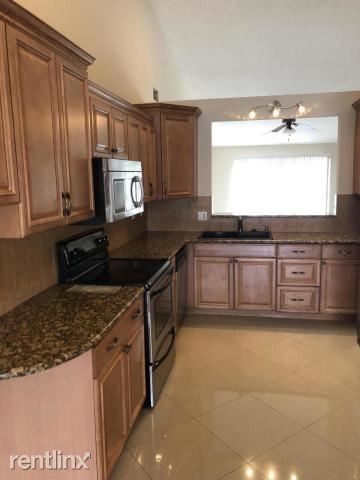 Building Photo - 4 br, 2 bath House - 11086 Lakeaire Cir