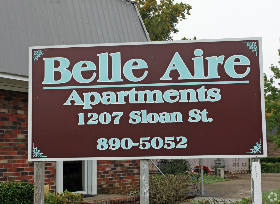 Building Photo - Belle Aire Apartments