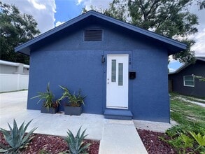 Building Photo - 118 W Sligh Ave
