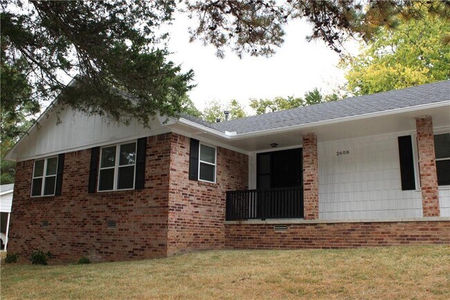 Foto del edificio - 2608 N Stagecoach Dr