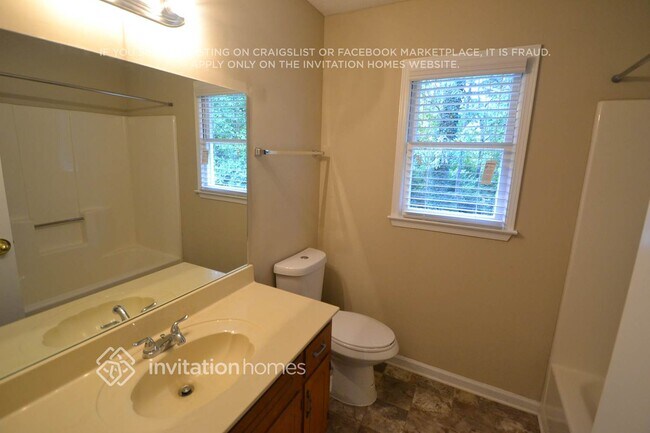 Building Photo - 649 Cedar Valley Trce