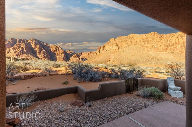 Building Photo - Beautiful Home in Kayenta