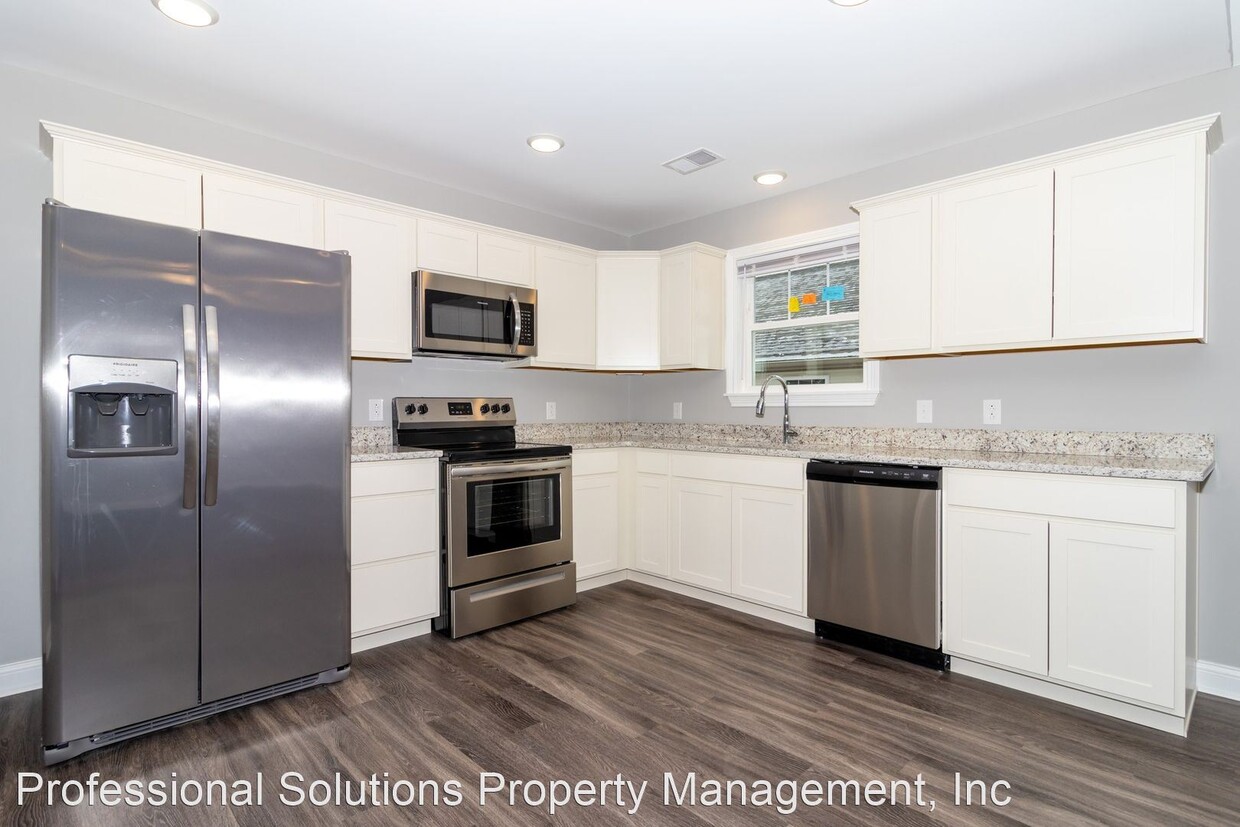 Foto principal - 3 br, 2 bath House - 107 Bellbrook Lane