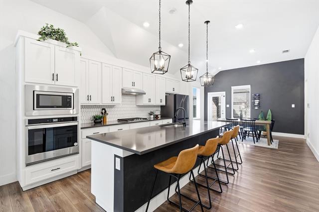 Foto del edificio - 2320 Stella Ln