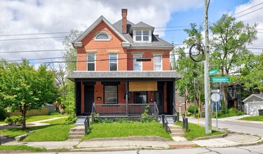 Building Photo - 685-685 S Champion Ave
