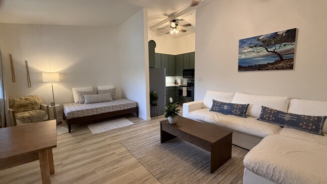 Building Photo - 64-1061-1061 Mamalahoa Hwy