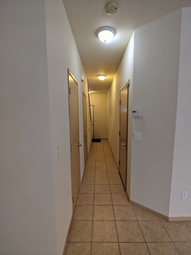 Foto del edificio - Townhouse, 2BD/1.5BA Condo, Radiant Heat F...