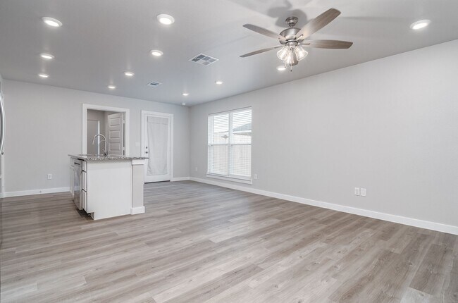 Foto del edificio - 2912 Pitchfork Rd