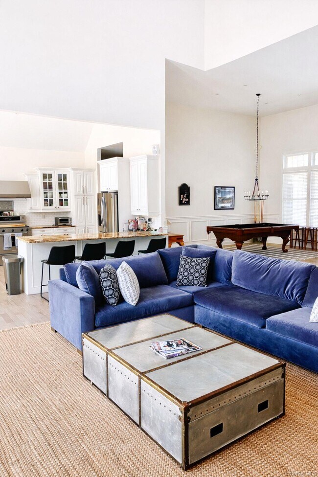 Foto del edificio - 21 Corbett Dr