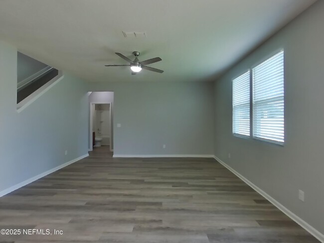 Building Photo - 372 Harley Dr