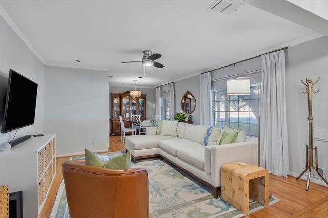 Foto del edificio - 1227 Cherrywood Dr