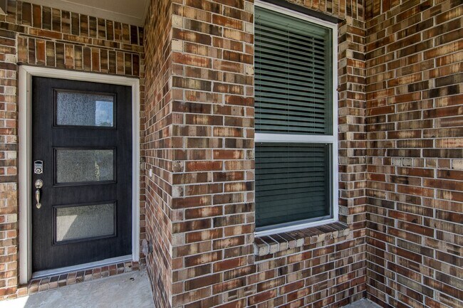 Foto del edificio - 18565 Meadow Point Ln