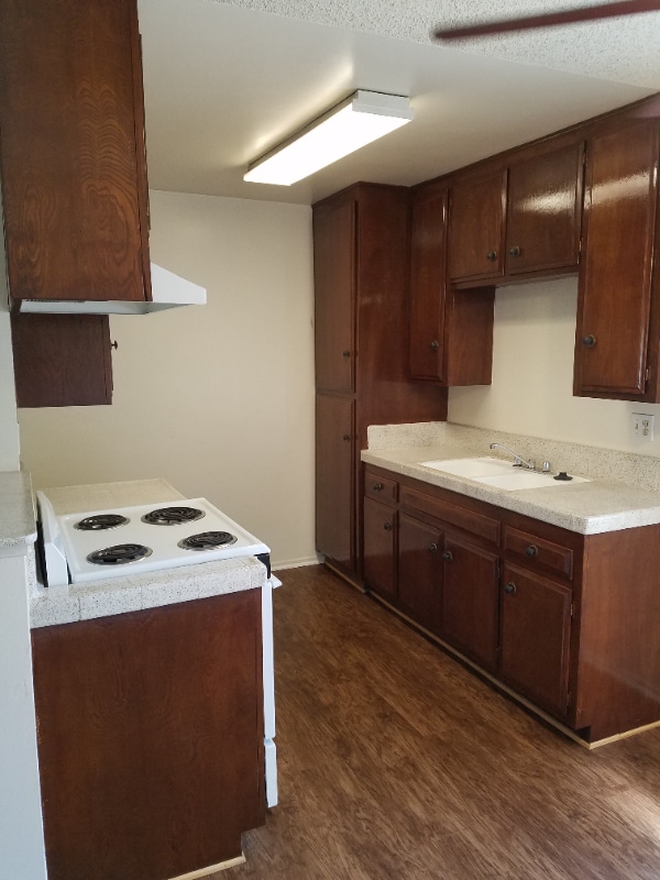 Building Photo - 10640 Colima Rd