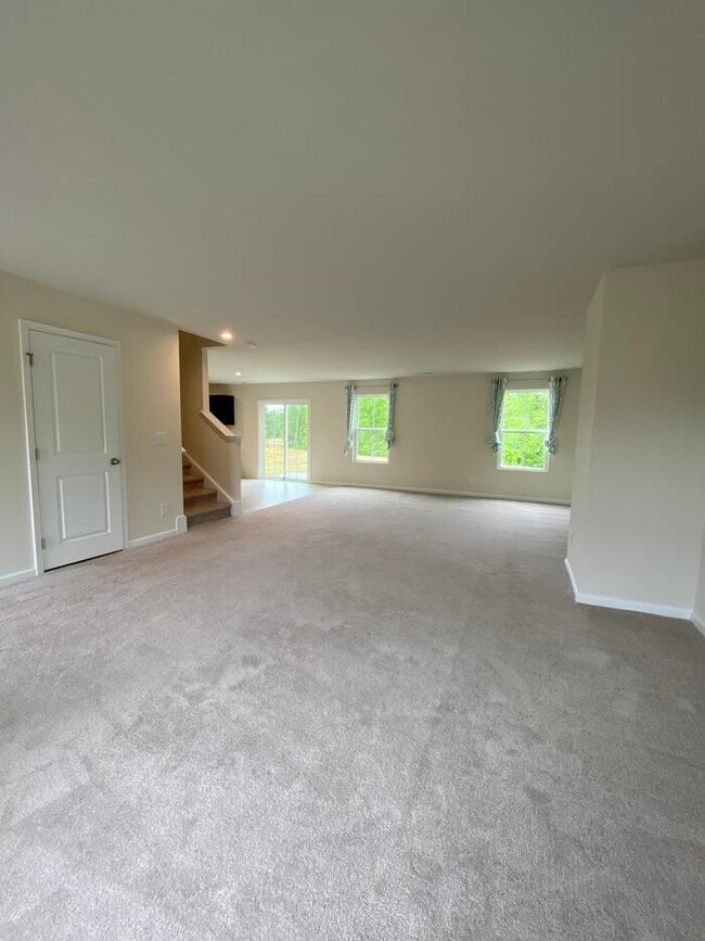 Building Photo - 1010 Briar Rose Ln