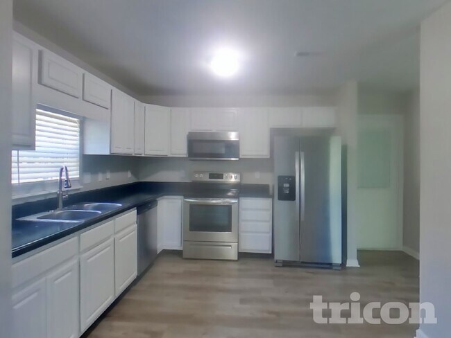 Foto del edificio - 13600 Ayrshire Cir
