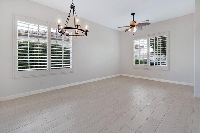 Foto del edificio - 79806 Barcelona Dr