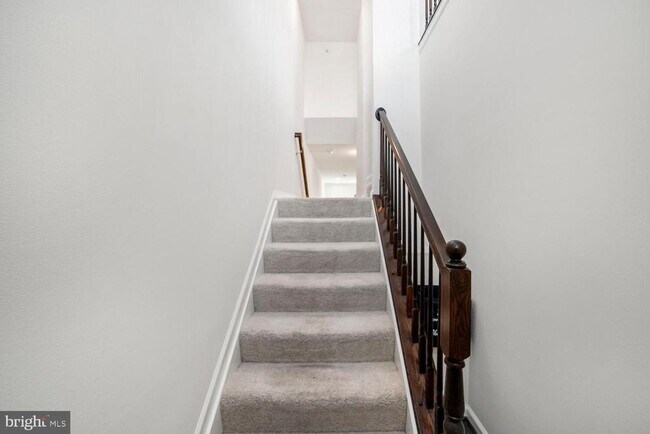 Foto del edificio - 7872 River Rock Way