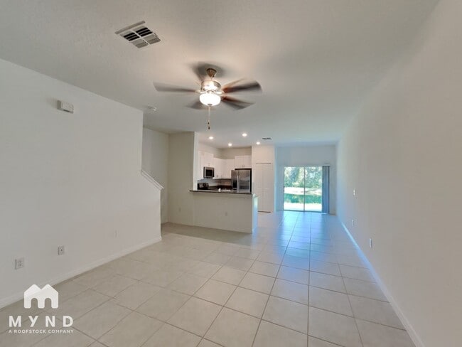 Foto del edificio - 6046 Shiner St