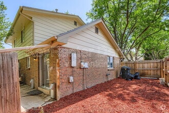 Building Photo - 1350 Zephyr St