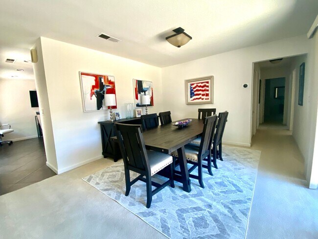 Foto del edificio - San Ramon Cozy Single Story 3 Bed / 2 Bath...